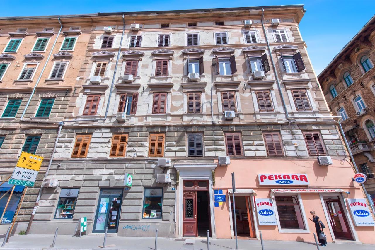 Market & Art Square Place Rijeka Exterior foto